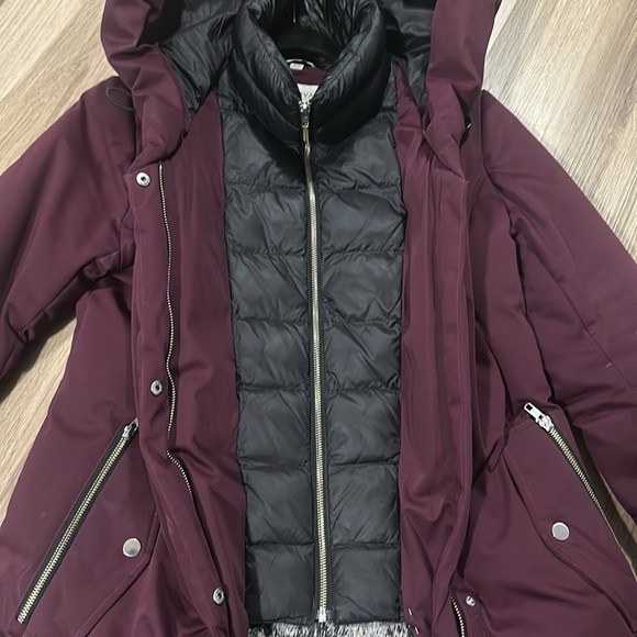 Sandova Winter Coat. GREAT condition. - Picture 2 of 7